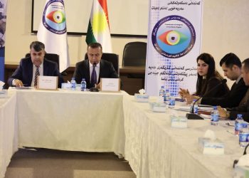 د.ئەحمەد ئەنوەر سەرپەرشتی كۆبوونەوەیەكی فراوان لەسەر ستراتیجی رووبەڕووبوونەوەی گەندەڵی دەكات